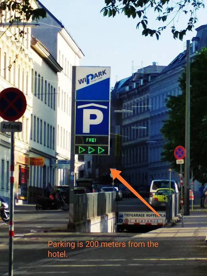 Ea Hotels Vienna 0*,